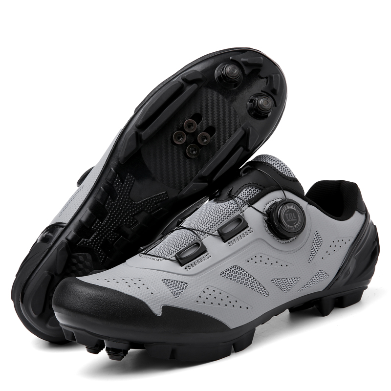 Scarpe da ciclismo piatte MTB  - Road Bike Cleats recensione e prezzo