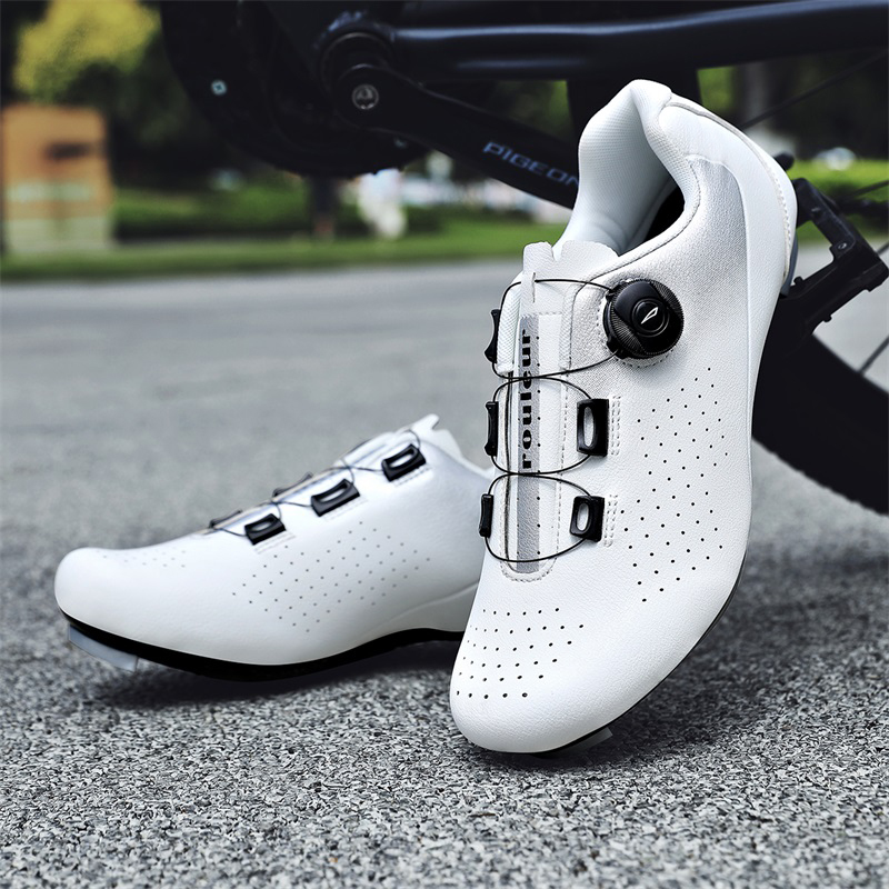 Scarpe da Ciclismo su Strada c - Road Bike Cleats recensione e prezzo